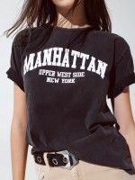 T-shirt gráfica "Manhattan"